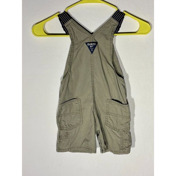 OshKosh B’gosh 24M Toddler Khaki Short Overalls Cargo Pockets Adjustable Straps - Picture 4 of 4